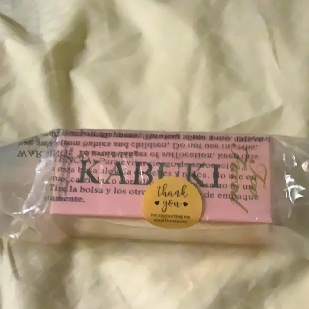 TOO FACED NIB 100% TEDDY BEAR KABUKI BRUSH